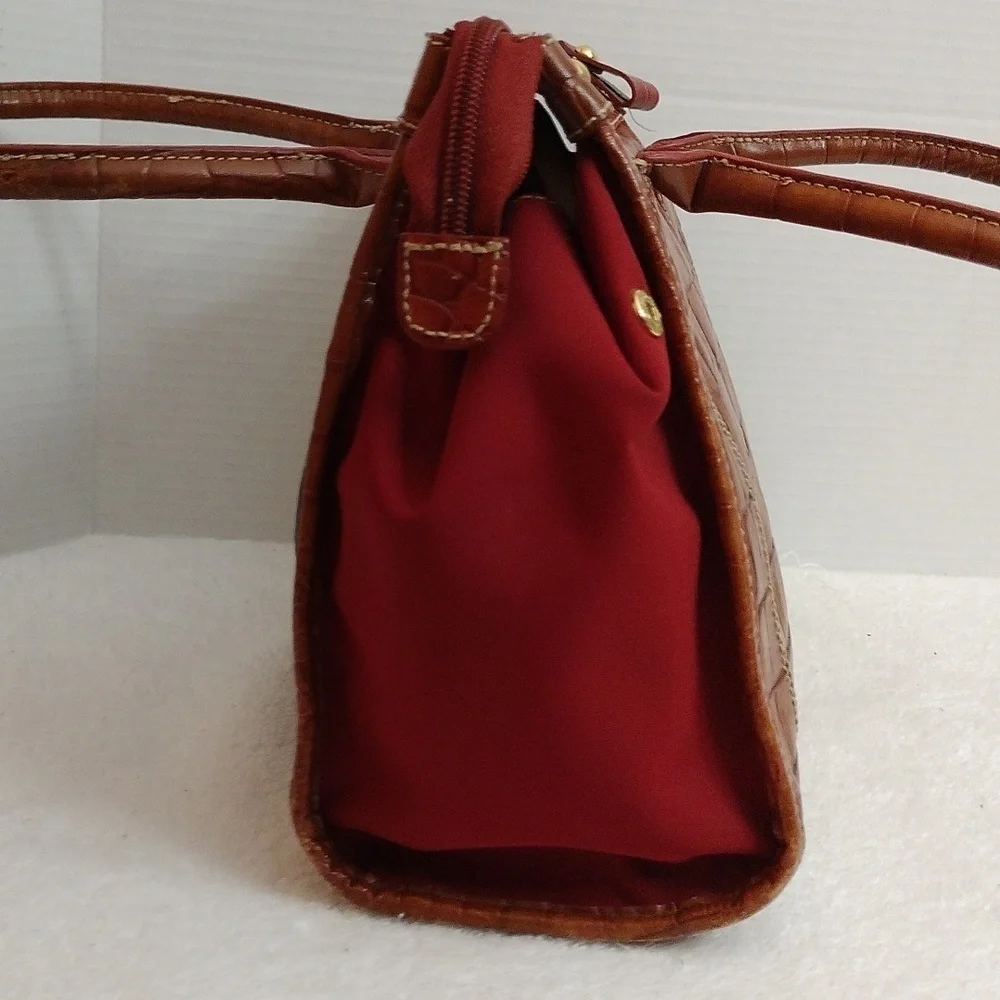 Franco Sarto Brown Croc Embossed Leather Satchel Red Interior Gold Hardware Y2K